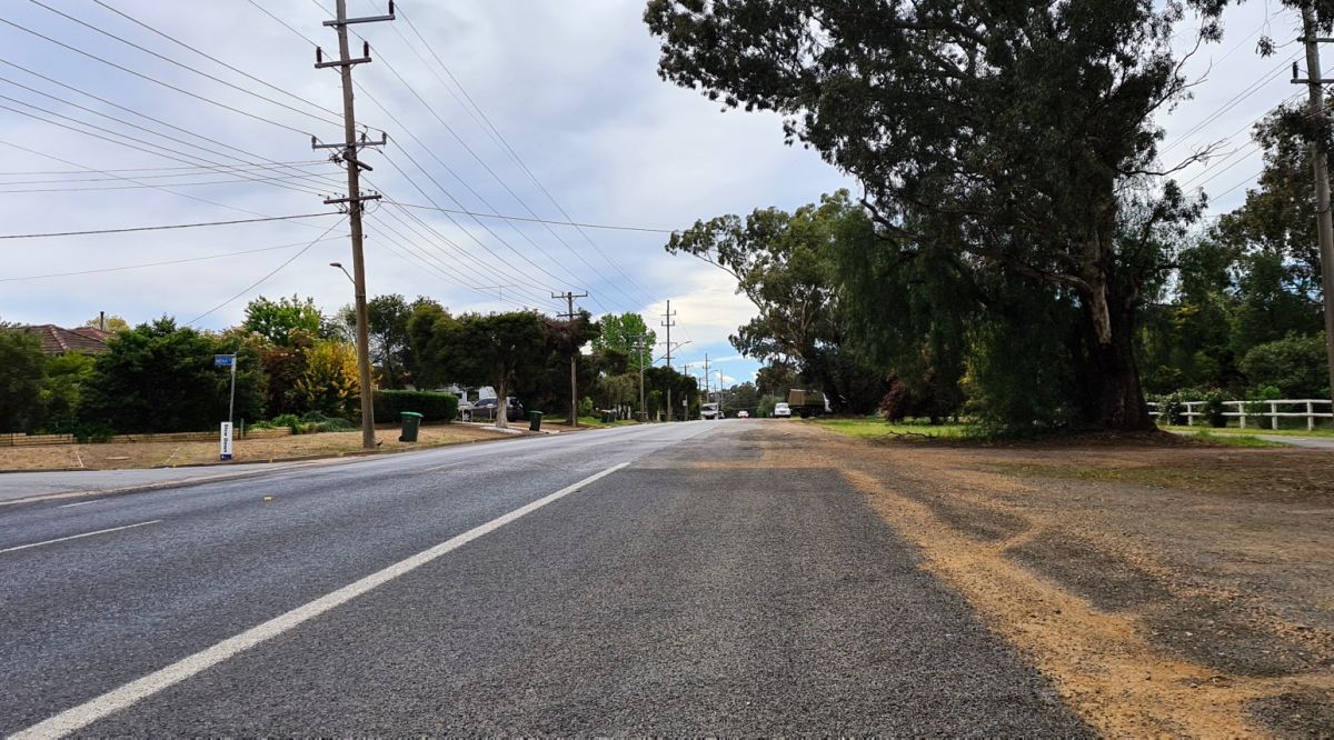 Road with upgraded and non-upgraded sections