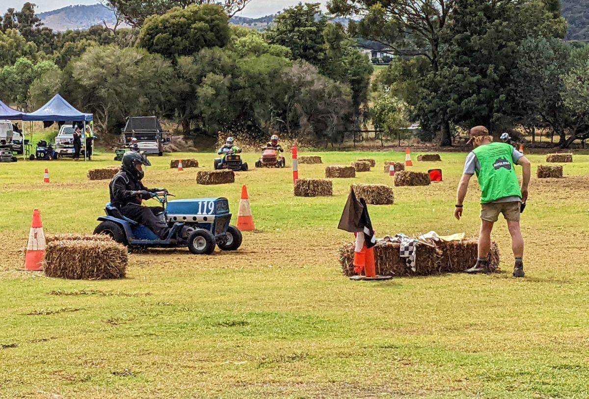 Lawn mower racing