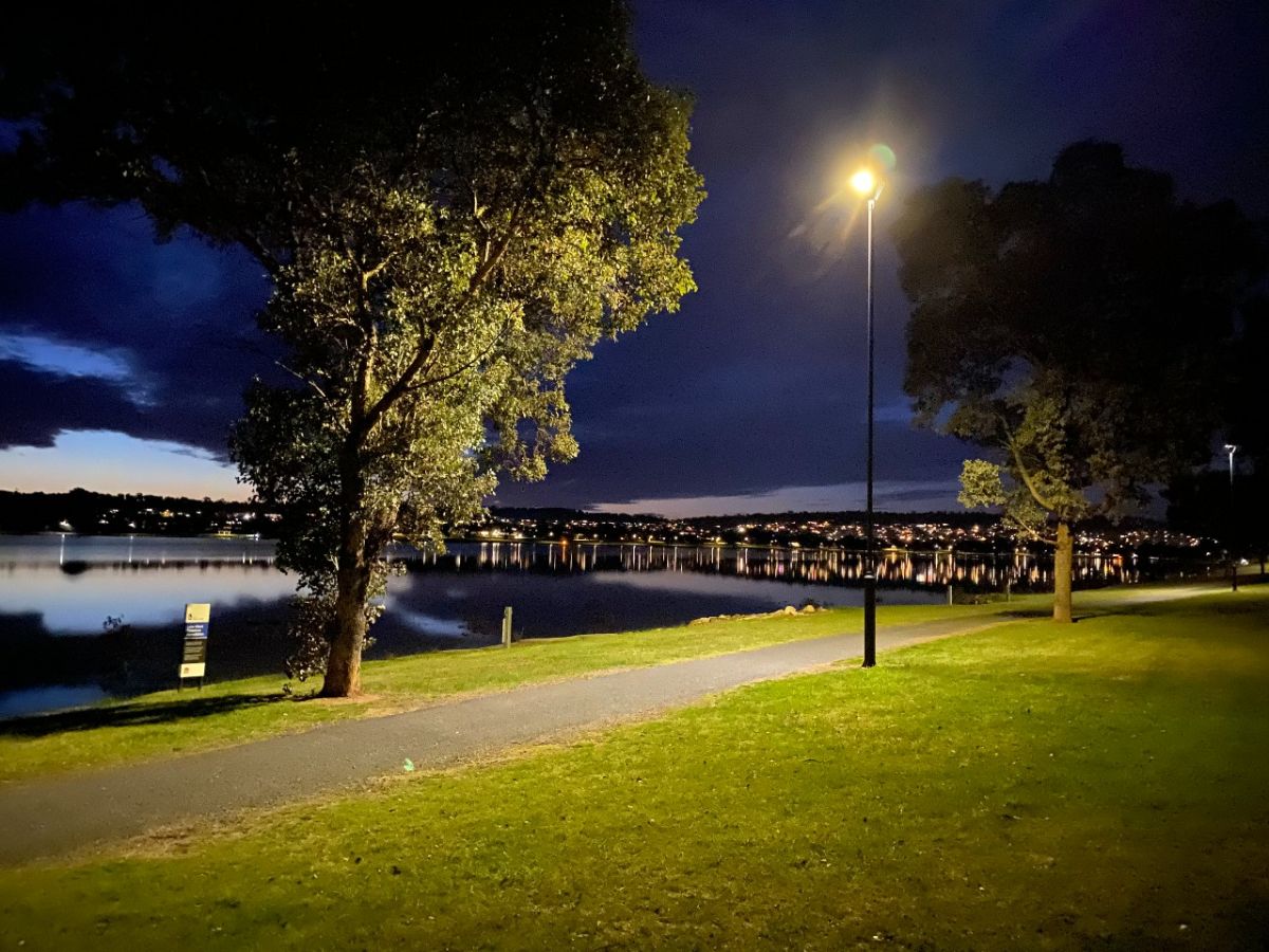 Foreshore of Lake Albert at night time, with share path in foreground