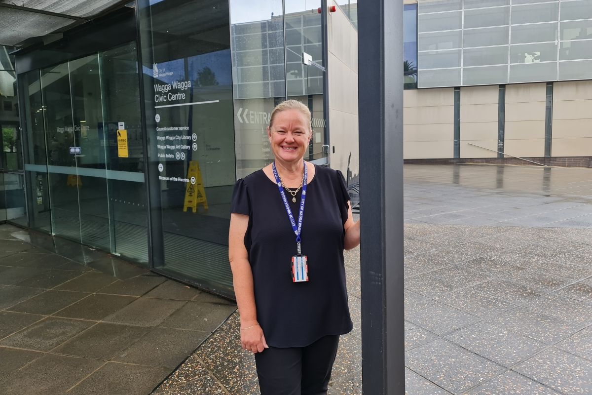 Council’s Corporate Governance Coordinator Nicole Johnson standing at Civic Centre's forecourt.