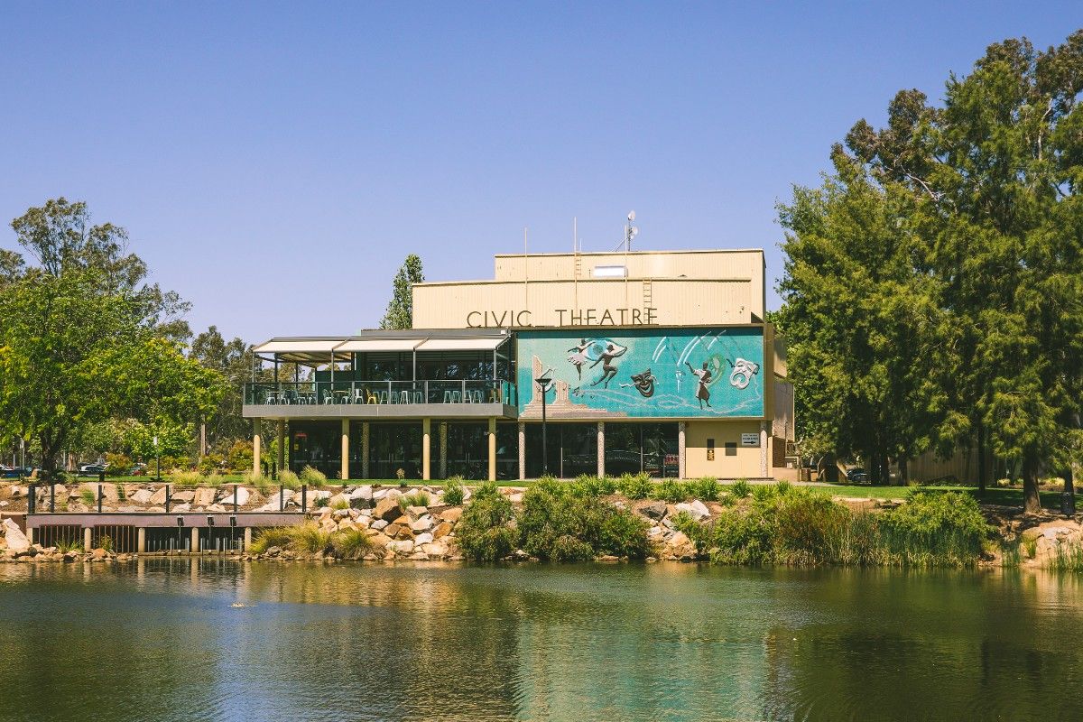 Civic Theatre with Wollundry Lagoon in foreground