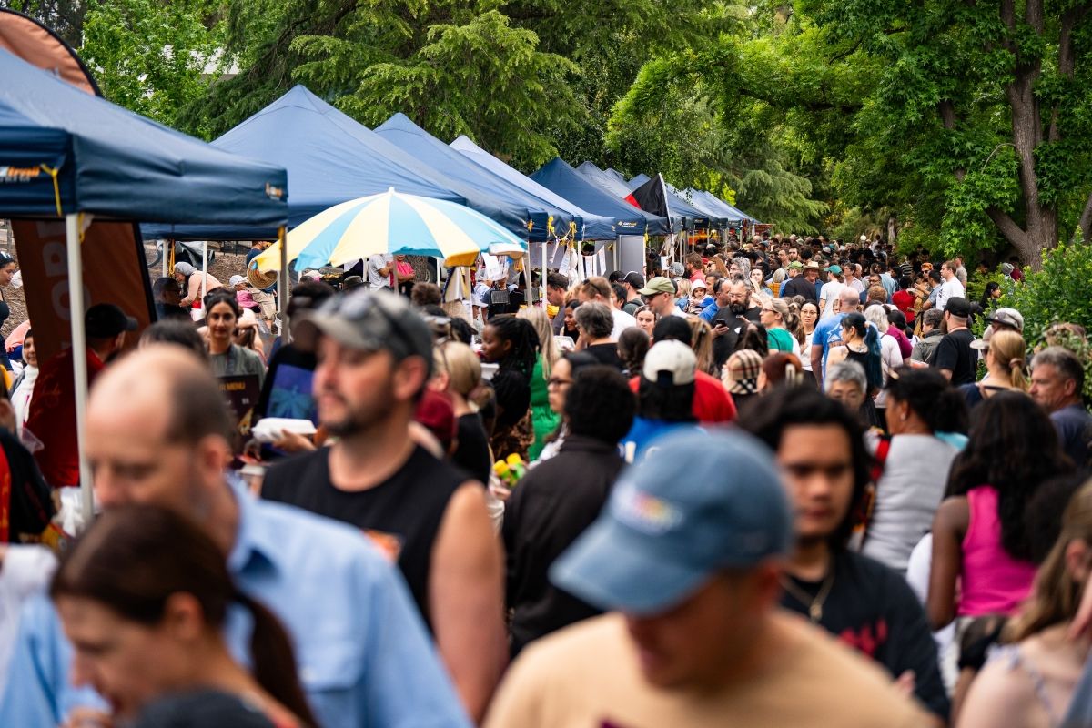 Crowds at Fusion Botanical 2023.