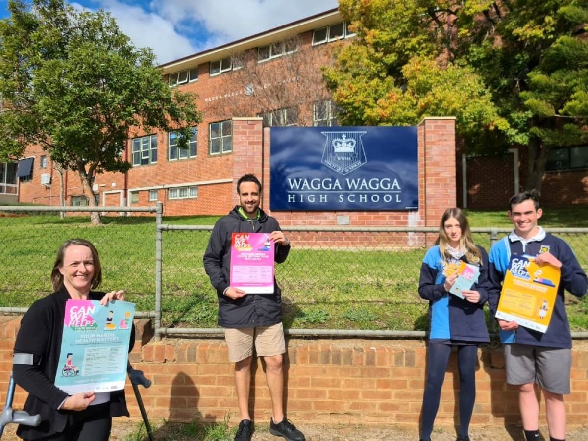 Council’s Youth Development Officer Vanessa Jennings delivers Can We Help 2020 initiative support materials to Wagga Wagga High School Student Support Officer Marty Jones, Senior Leader Laura Phillips and School Captain Sam Trood.