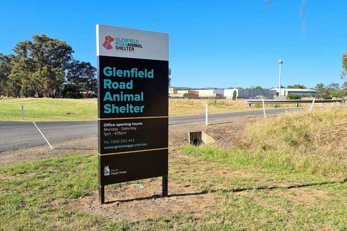 Glenfield Road Animal Shelter sign