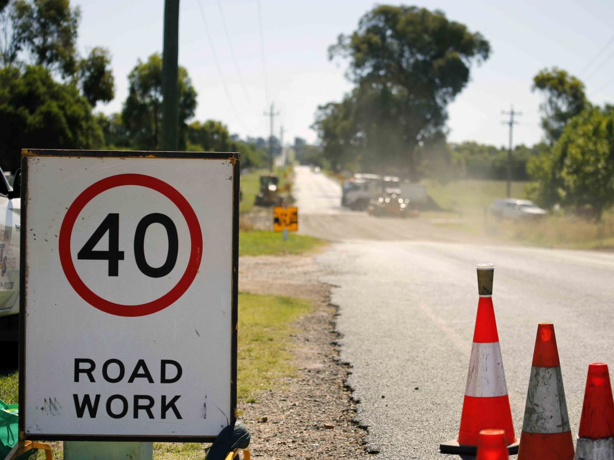 40kph road works sign and site