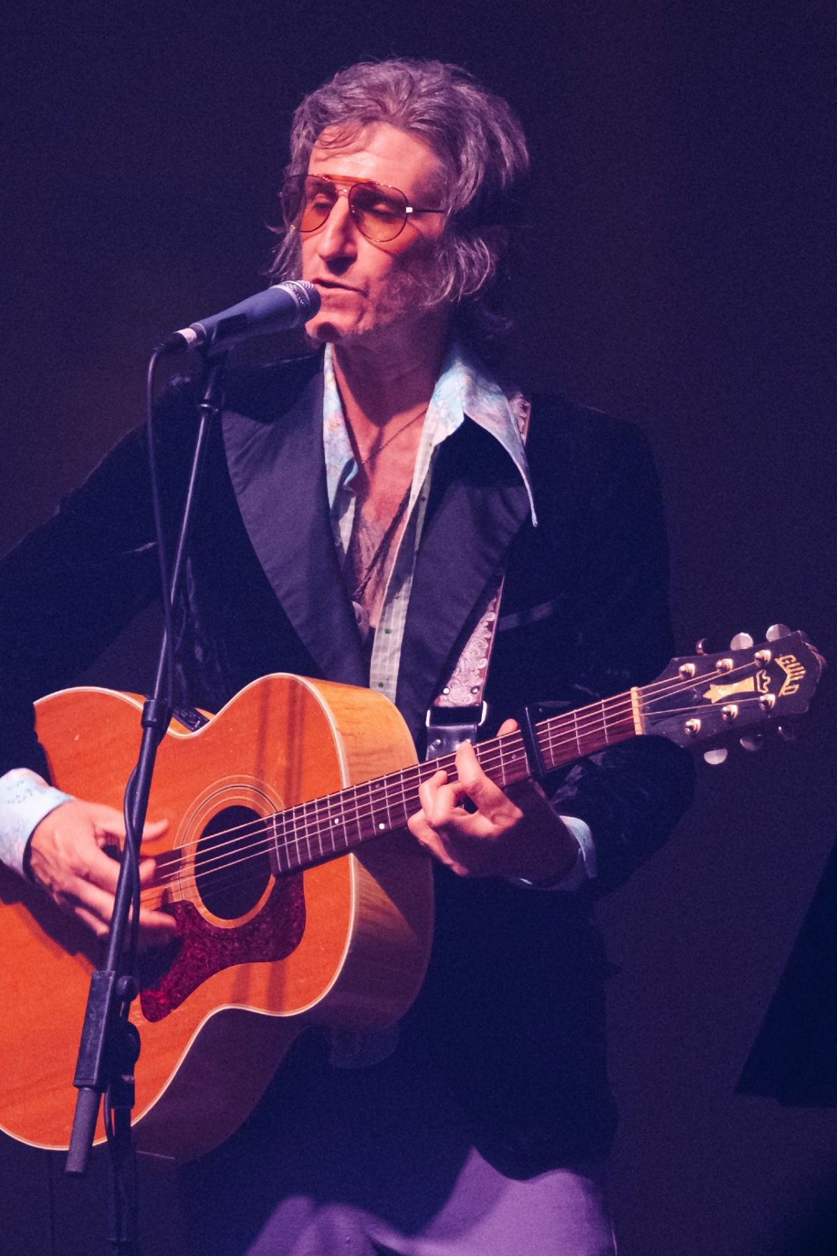 One of Australia’s best indie-rock artists – Tim Rogers (You Am I) playing his guitar