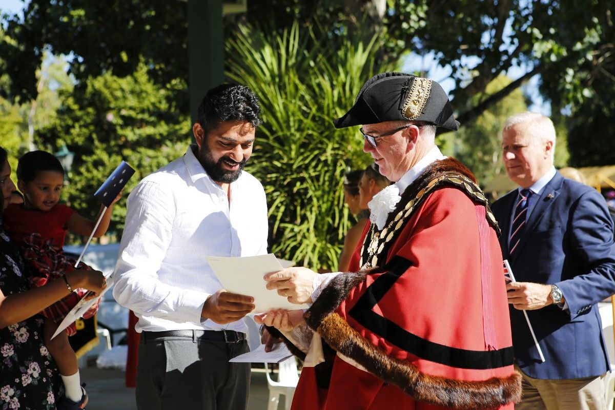 Citizenship Ceremony on Australia Day 2023 at Victory Memorial Gardens