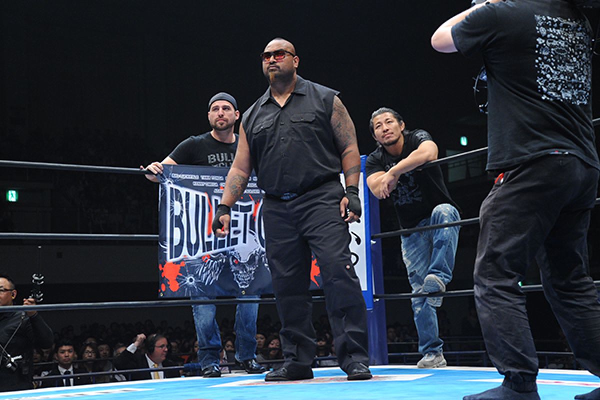 Image of Bad Luck Fale in wrestling ring