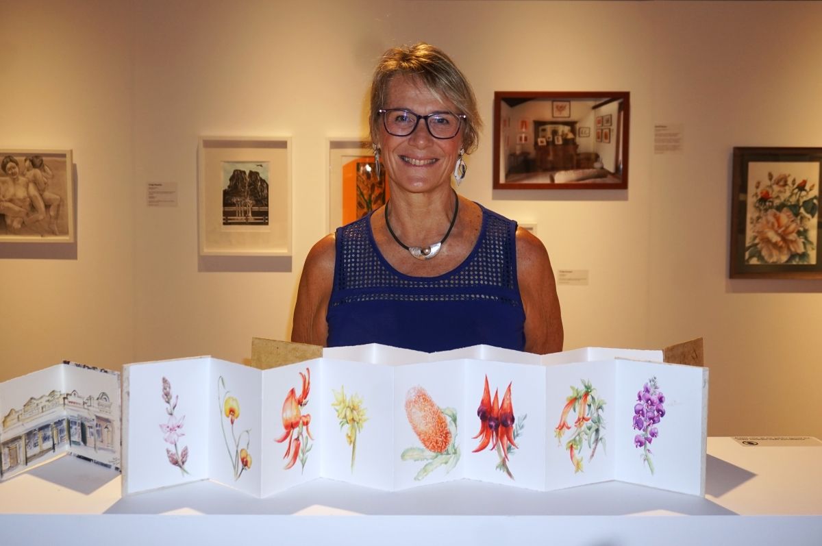 Wagga Wagga Art Society member Karen Walsh.