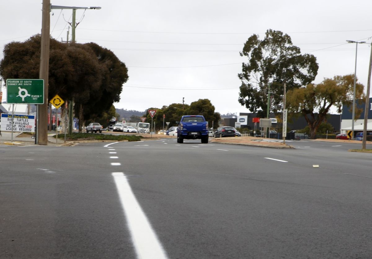 Line marking on Dobney Avenue