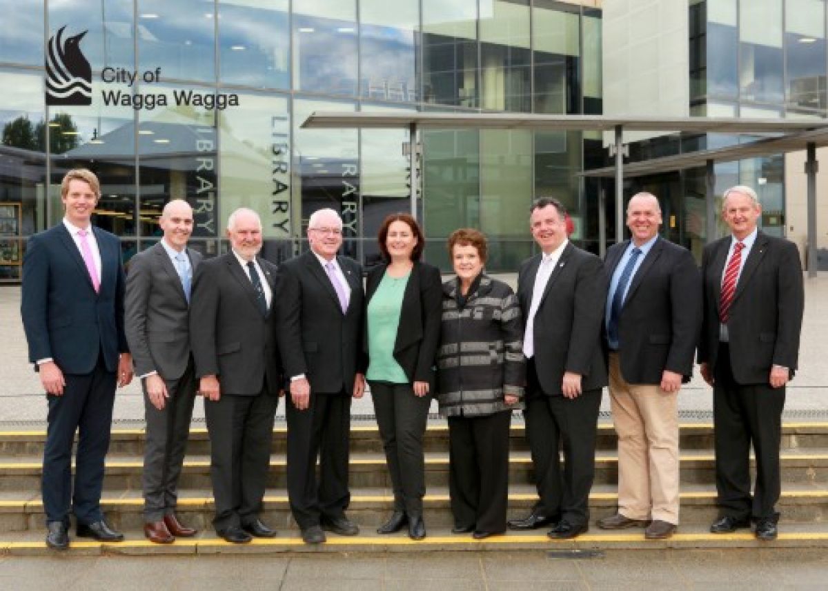 group pic of councillors